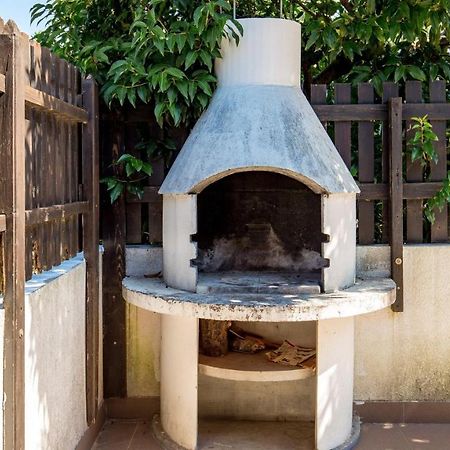 פורץ Rona Holiday Home Ana מראה חיצוני תמונה