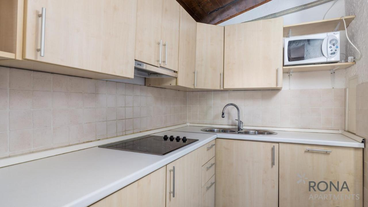 פורץ Rona Holiday Home Ana מראה חיצוני תמונה